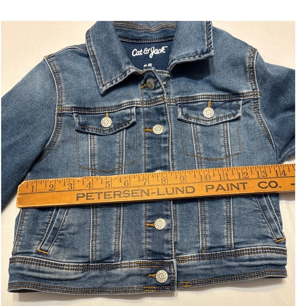 Cat & Jack Kids Medium Wash Denim Trucker Jacket Size M 8 Blue Stretch Jean Coat